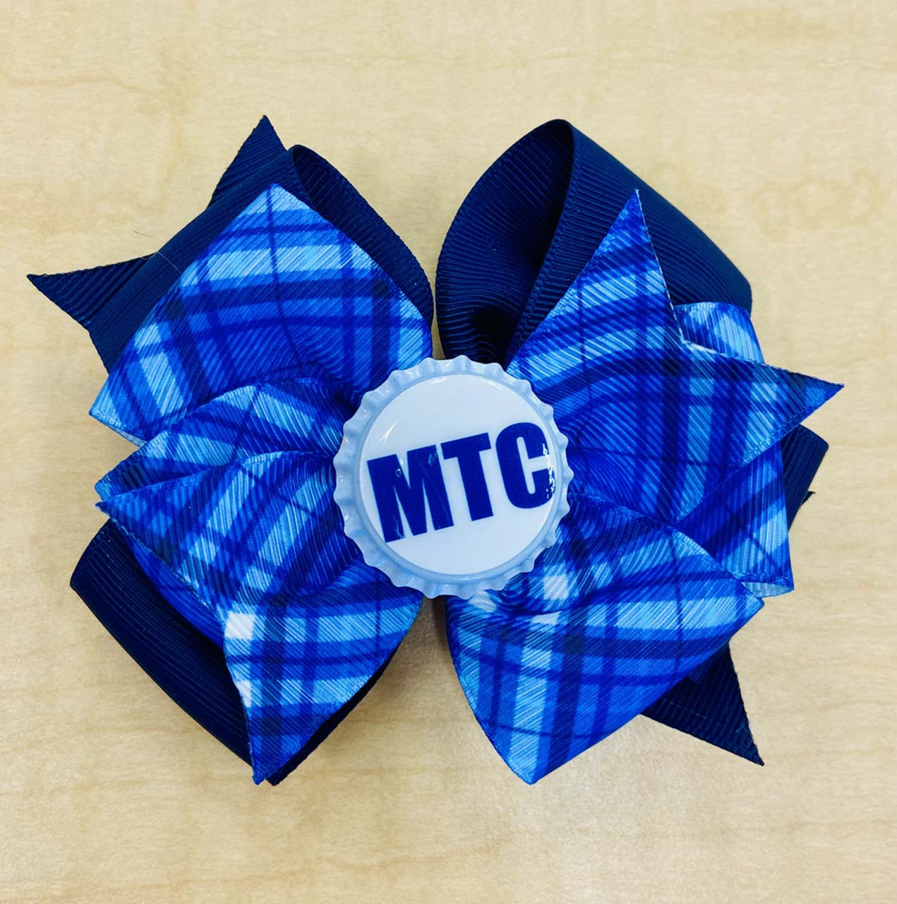 Double Ribbon Bow – Light Blue/ Navy with Bottle Cap – Mother